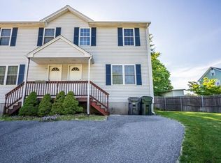 15 Lisi Ln, Providence, RI 02904