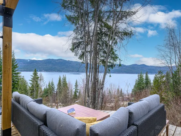 6474 Deer Run Rd, Columbia Shuswap, BC V0E 1M7
