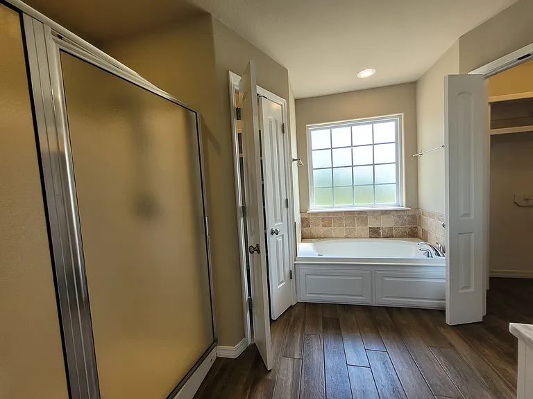 4042 Rosewood Pl — Photo 17
