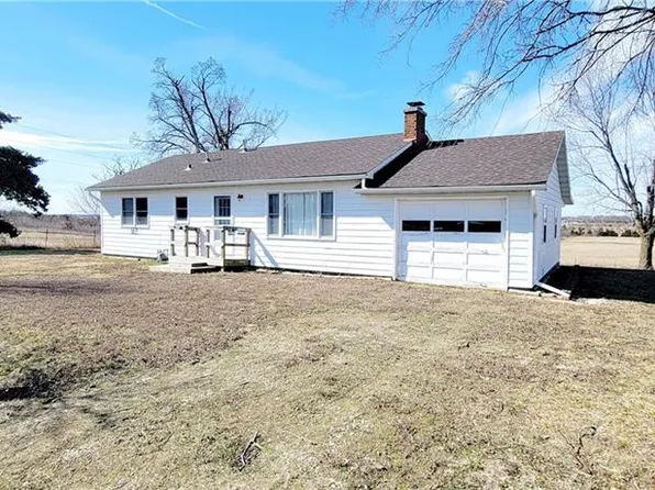 1206 600th St, Iola, KS 66749