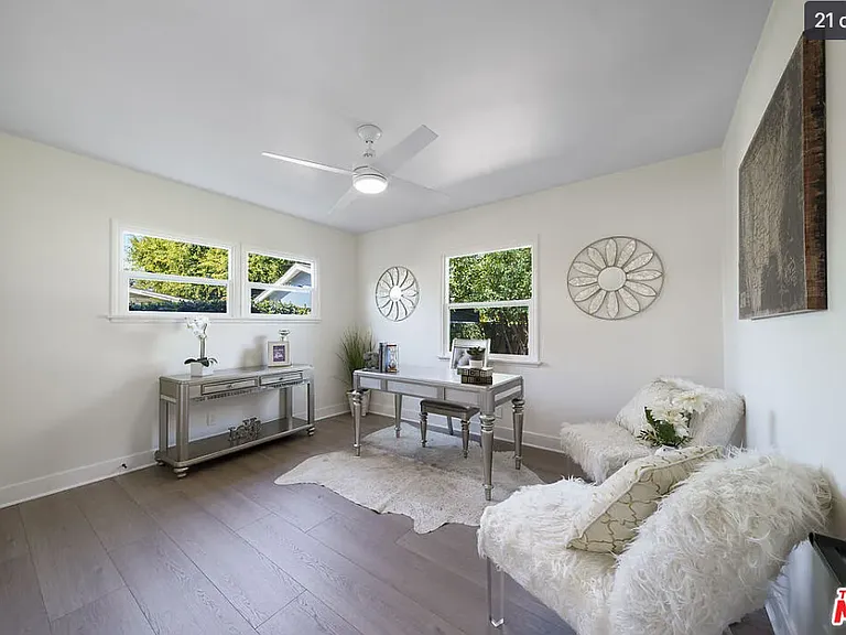 2309 E Wilshire Ave — Photo 3