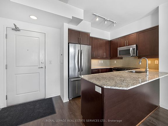 4th image of 125 Western Battery Rd #3009