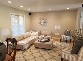 1932 Lakeport Way, Reston, VA 20191