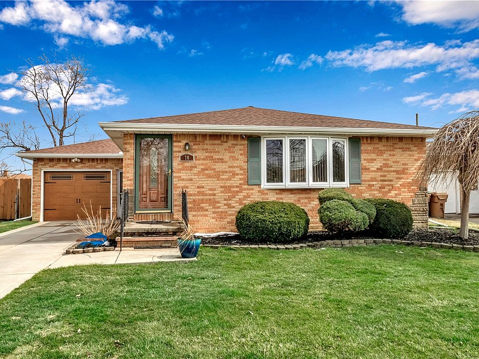 1st image of 76 Lloyd Dr