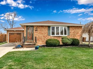 76 Lloyd Dr, Cheektowaga, NY 14225