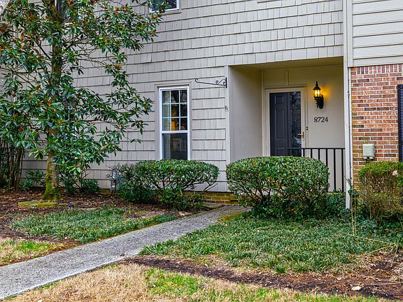 3rd image of 8724 Aragon Ln
