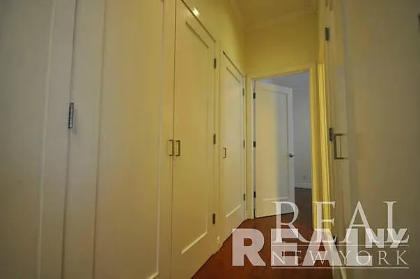 Rented by REAL New York | media 4