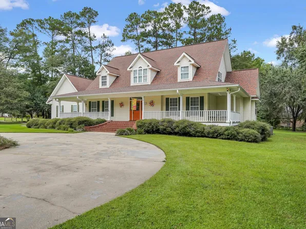 217 Tremain Dr, Hinesville, GA 31313