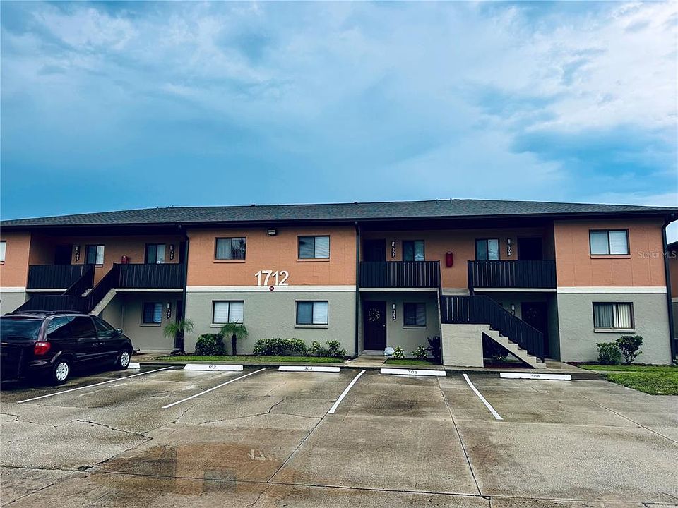 1st image of 1712 UNIVERSITY LN #307