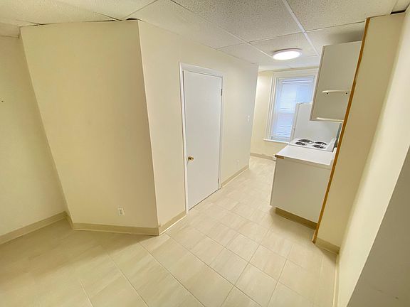 2nd image of 16 Lincoln St #3
