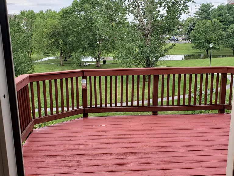 7117 Ladd Cir — Photo 3