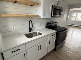 46 B St #3, Hull, MA 02045