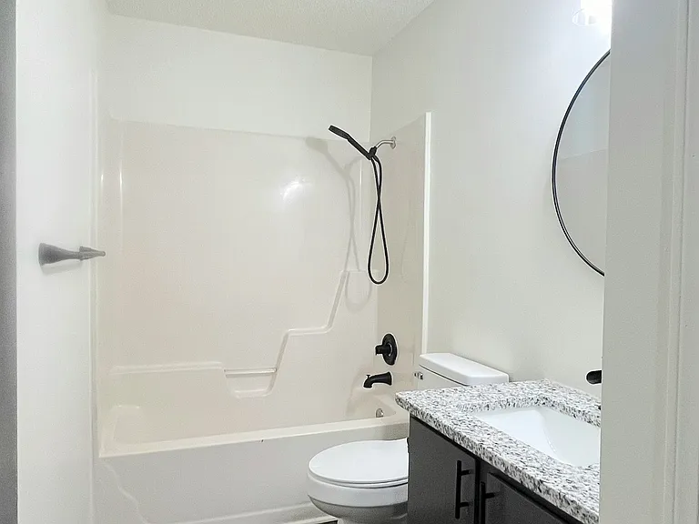 5544 S Gold St #200 — Photo 11