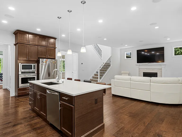 15315 NE Woodland Pl — Photo 10