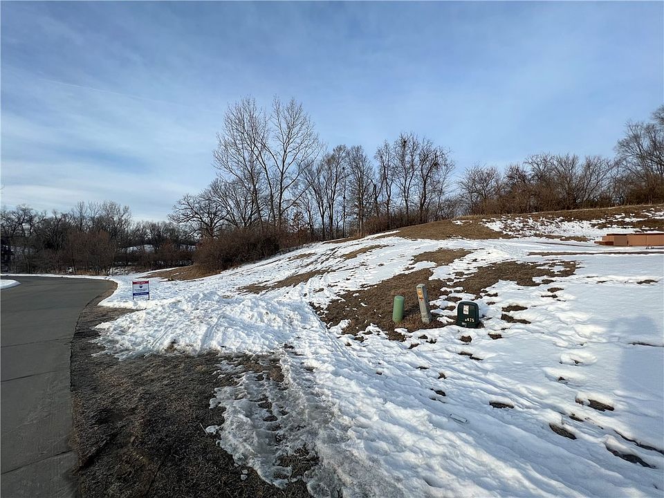 1st image of 5675 Arbor Lake Dr