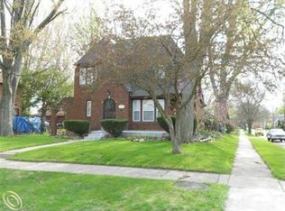 15404 Warwick St, Detroit, MI 48223