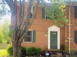 225 Farrell Ln, Fredericksburg, VA 22401
