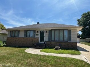 3025 Augustine Dr, Parma, OH
