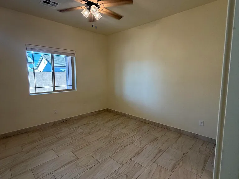 4756 E Jett St — Photo 10