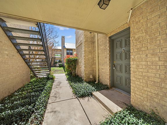 2nd image of 11843 BRAESVIEW #2311