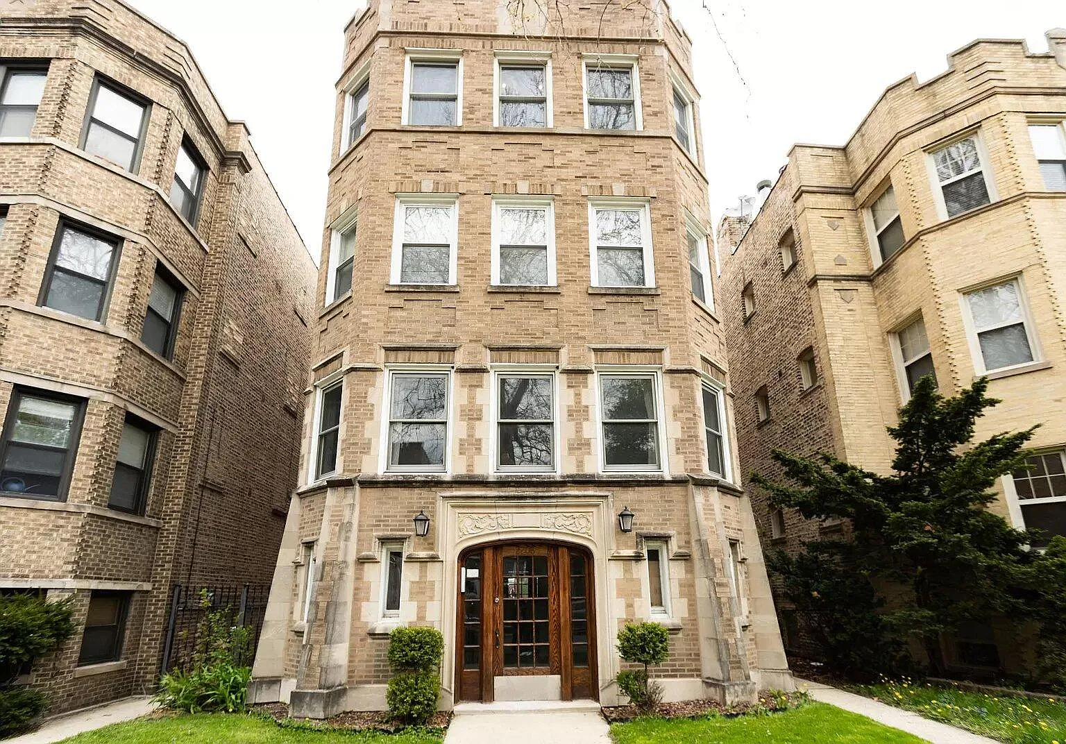 2208 W Highland Ave APT 2 photo 1