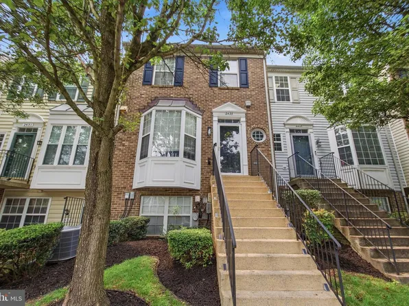 2435 Lizbec Ct, Crofton, MD 21114