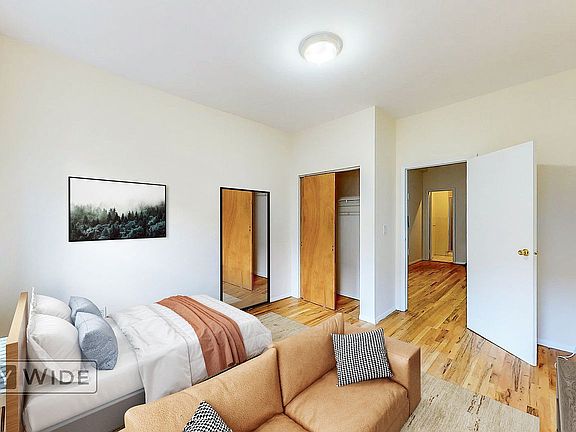 2nd image of 419 E 72nd St APT 16