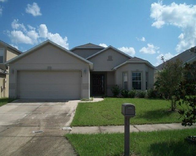 1st image of 1118 Bluegrass Dr