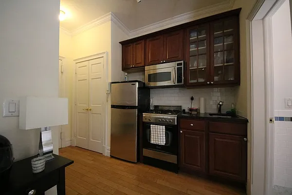 Rented by (Legacy) NY Quality Living Uptown | media 25