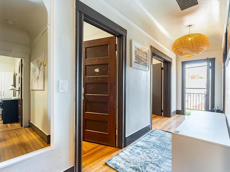 2427 Ellsworth St — Photo 59