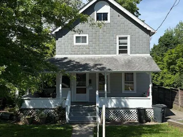 223 Park Avenue, Huntington, NY 11743