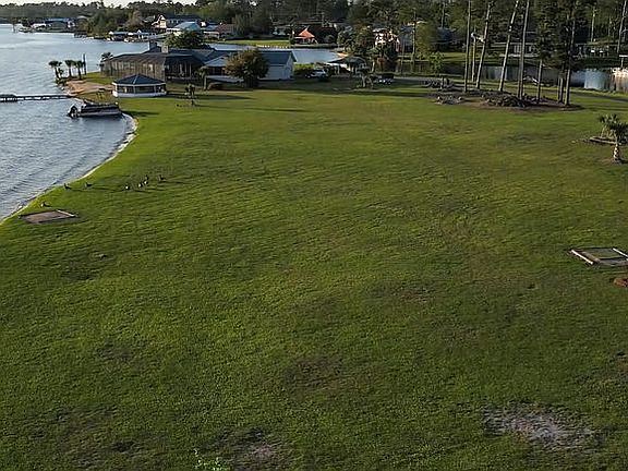 3rd image of TRACT 2 Island Dr #253