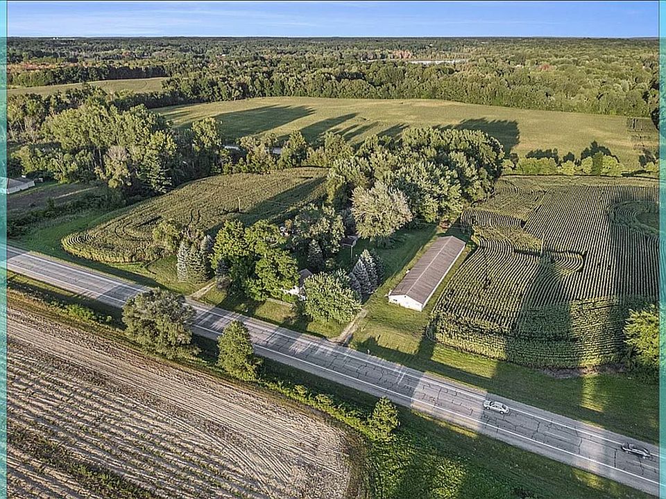 Farm with 13.28 acres