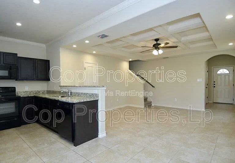6622 Arancione Ave #105 — Photo 9