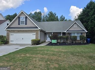 36 Lighthouse Dr, Winder, GA 30680