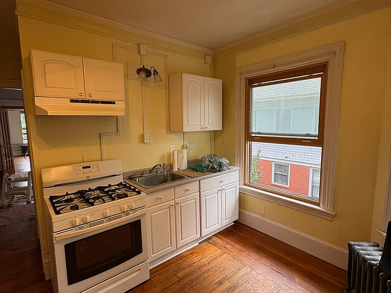 191 Congress Ave #2L — Photo 1