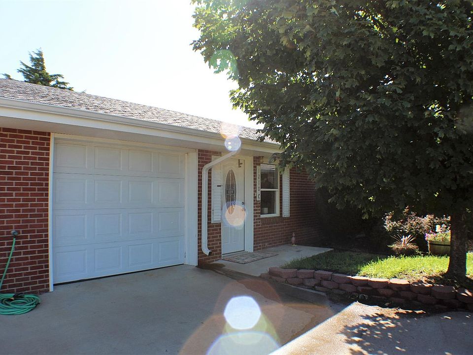 1st image of 1210 Bluestem Dr APT C