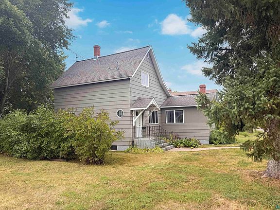 2nd image of 621 18th Ave W