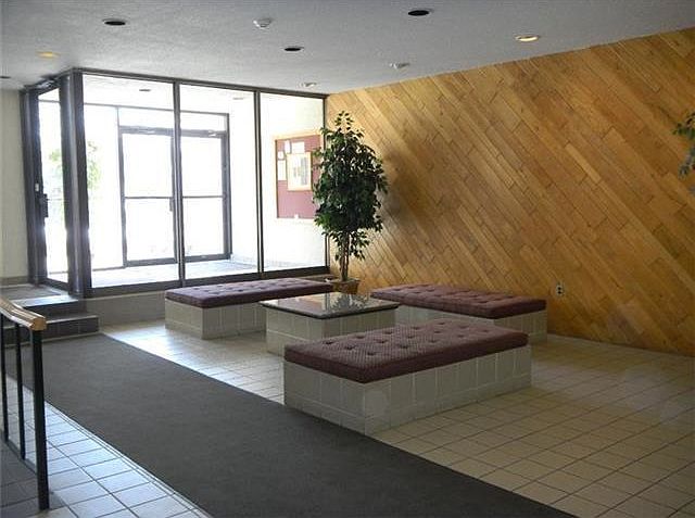 2nd image of 412 Benedict Ave APT 4F