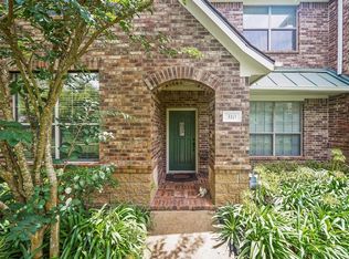 310 Heritage Shr, Houston, TX 77094