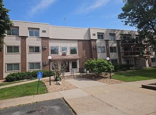 2800 Hillsboro Ave N APT 307, New Hope, MN 55427