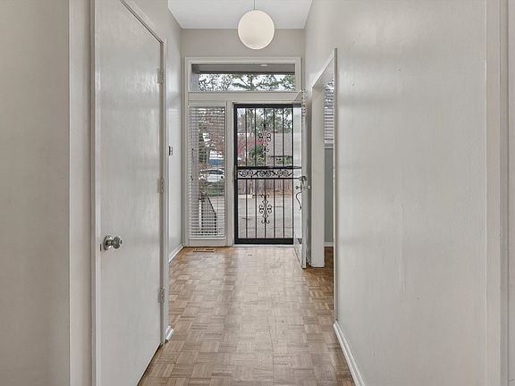 4th image of 5741 Barfield Cir #22