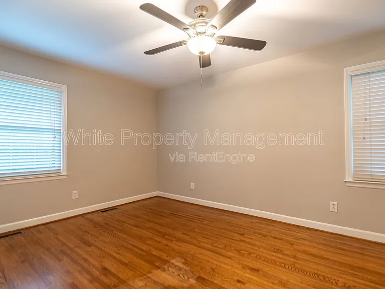 12013 Idlewild Rd — Photo 12