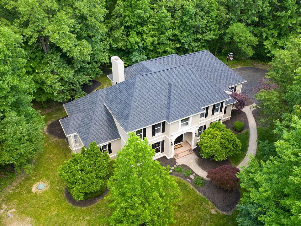 1st image of 7671 Silver Lake Ct