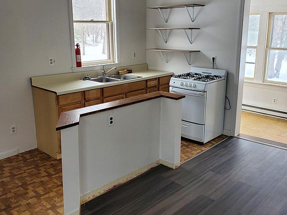 5th image of 9210 Main St APT D