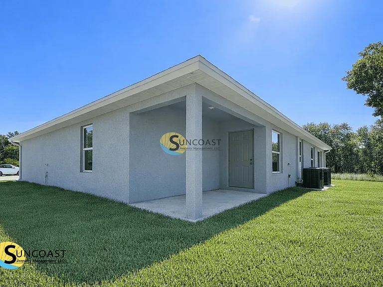 27074 Adams St — Photo 15