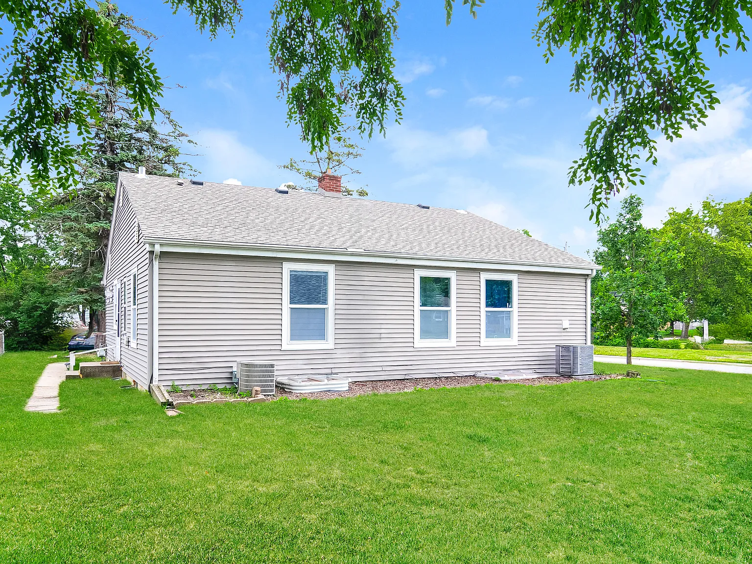 4003 Welcome - 4003 — Photo 2