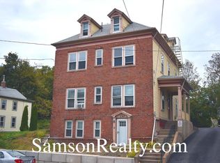 130 Doyle Ave APT 1, Providence, RI 02906