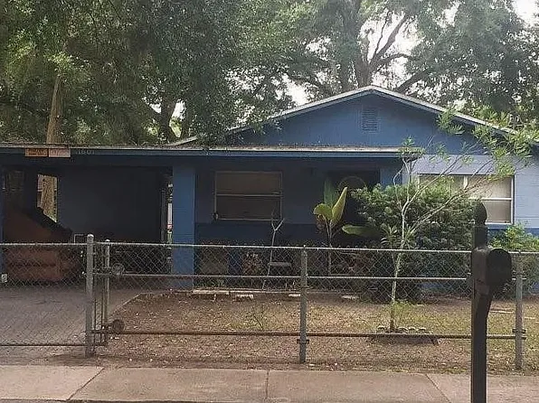1601 E Henry Ave, Tampa, FL 33610