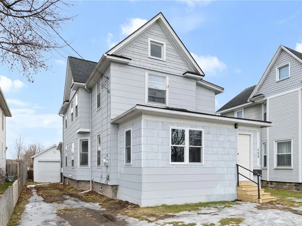 408 S Washington St, East Rochester, NY 14445